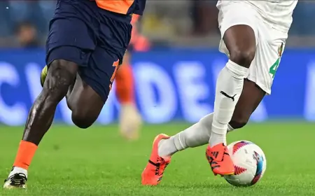 Başakşehir İlk İç Sahada Galibiyet Peşinde: Alanyaspor Karşısına Çıkıyor