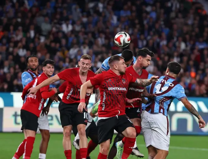 TFF’den Gece Yarısı Kriz Toplantısı: Trabzonspor-Gaziantep FK Maçı İçin Şok Karar